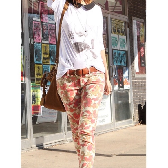 PAIGE Denim - PAIGE FLORAL PRINT JEANS Skyline Ankle Peg 30 EUC